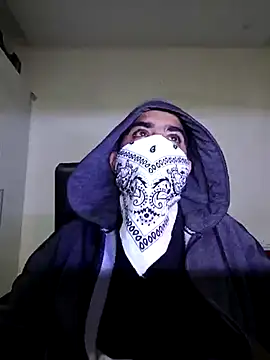 Snapshot of 13lusty chatting on March 4, 5:53 am 13lusty online show from March 4, 5:53 am