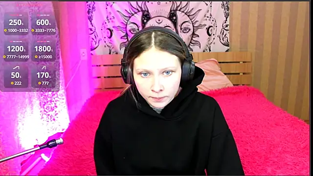 meek cutie online show from March 13, 12:37 am