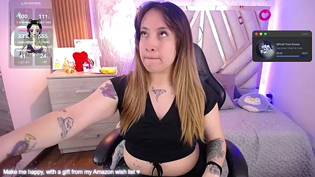 Snapshot of NyxAndria_1 chatting on April 15, 2:40 am NyxAndria 1 online show from April 15, 2:40 am