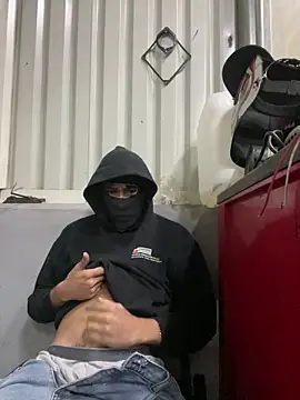 emmarod18 online show from April 22, 8:50 am