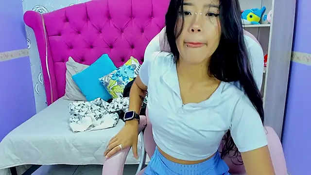 Lil ceyy online show from January 17, 2:28 pm