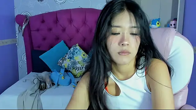 Lil ceyy online show from January 29, 2:21 pm