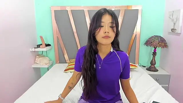 Lil ceyy online show from March 14, 11:32 pm