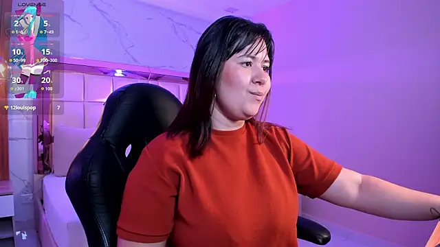 zoes milee online show from November 28, 11:35 am