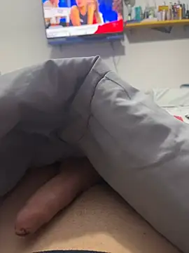 Snapshot of lucarioos06 chatting on January 13, 3:26 pm lucarioos06 online show from January 13, 3:26 pm