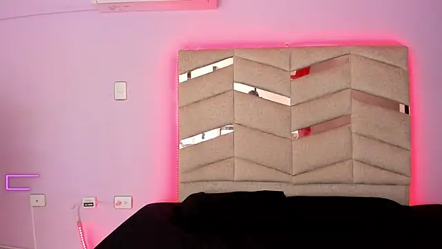 Snapshot of RubiSharqui_ chatting on October 24, 12:45 pm RubiSharqui online show from October 24, 12:45 pm