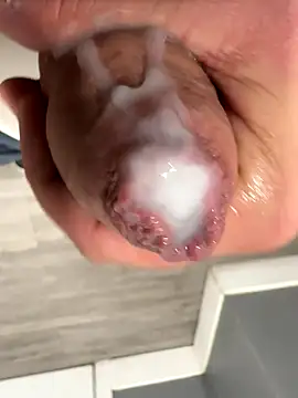 Snapshot of latinofhot chatting on November 11, 9:26 pm latinofhot online show from November 11, 9:26 pm