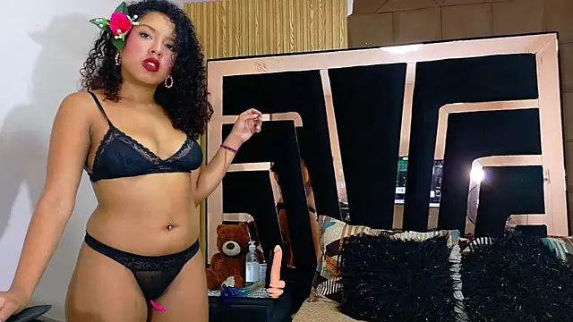 Snapshot of SolEvanss chatting on September 22, 1:02 pm SolEvanss online show from September 22, 1:02 pm