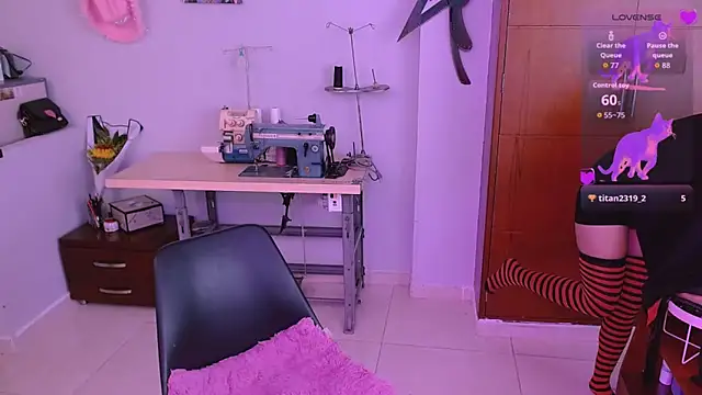 Mattilda 18 online show from October 10, 8:52 pm