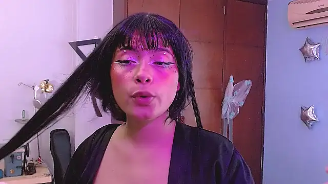 Mattilda 18 online show from November 27, 8:22 pm