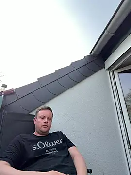 Snapshot of McWerle chatting on March 23, 1:04 pm McWerle online show from March 23, 1:04 pm