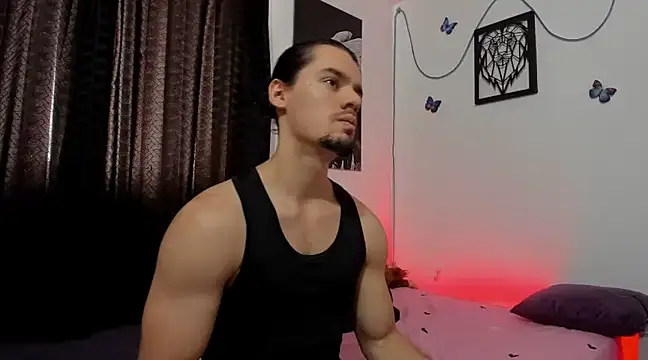 maxi styles online show from January 17, 7:05 pm