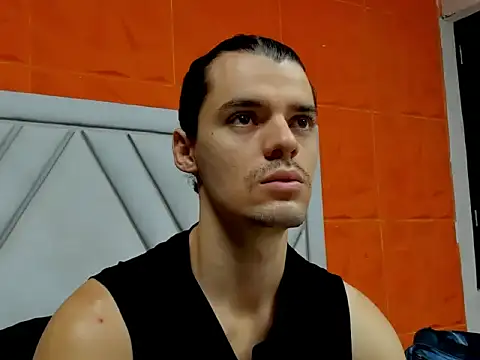 maxi styles online show from February 10, 11:58 am