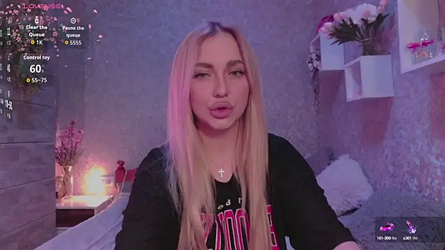 Mika Rayy online show from October 4, 5:44 pm