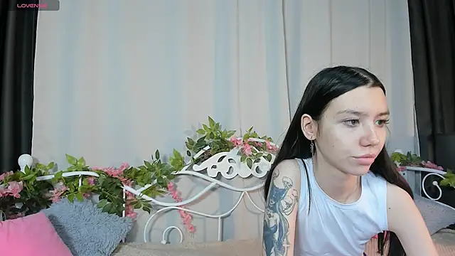 Snapshot of Amelia_skyy chatting on March 11, 4:40 am Amelia skyy online show from March 11, 4:40 am