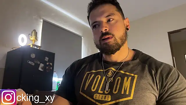 Snapshot of Lucasfit24 chatting on September 10, 1:33 pm Lucasfit24 online show from September 10, 1:33 pm