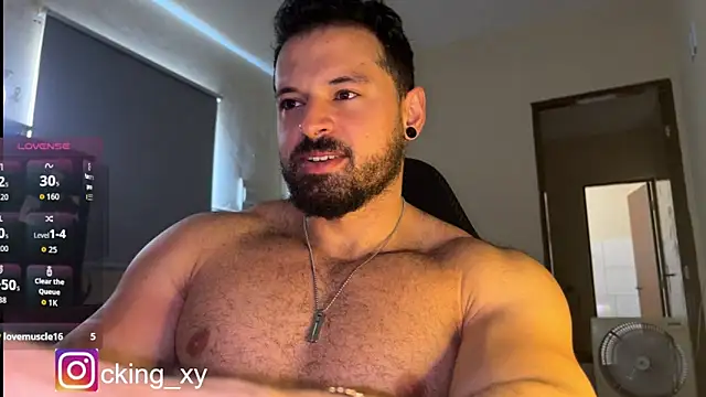 Snapshot of Lucasfit24 chatting on September 21, 1:57 pm Lucasfit24 online show from September 21, 1:57 pm