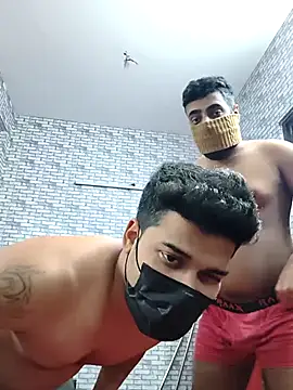 vaibhavchugh38 online show from February 2, 7:56 pm