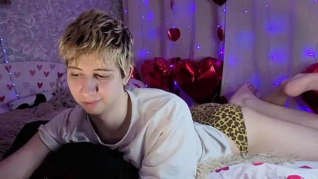 Snapshot of Timothy_Fox chatting on March 13, 2:51 am Timothy Fox online show from March 13, 2:51 am