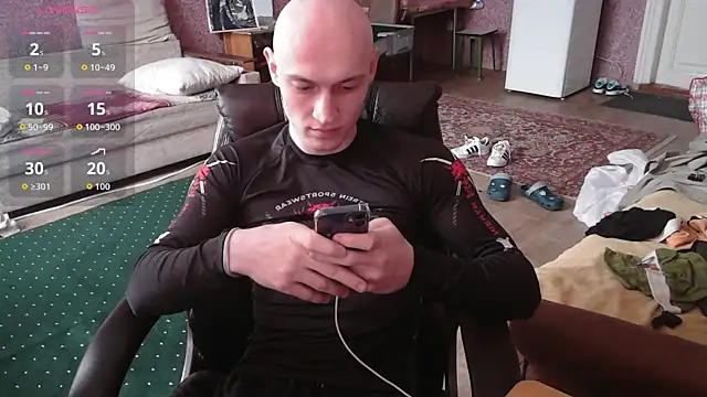 Snapshot of johnny_positive chatting on April 7, 6:25 am johnny positive online show from April 7, 6:25 am