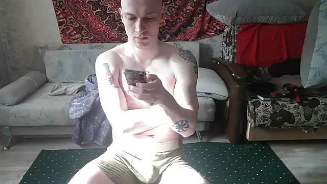 Snapshot of johnny_positive chatting on May 15, 4:08 am johnny positive online show from May 15, 4:08 am