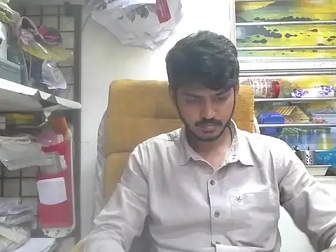 cute modell online show from March 6, 12:45 pm