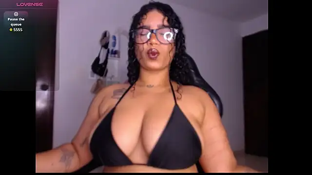 leslycarsson online show from November 21, 12:54 am