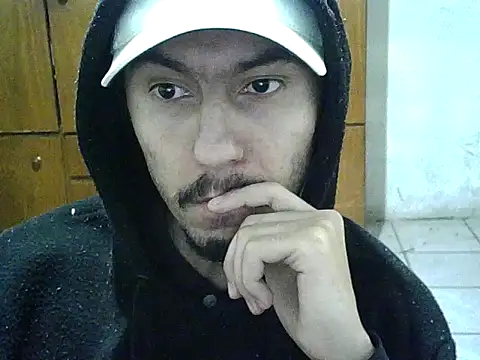 Snapshot of michel1520 chatting on September 14, 2:00 am michel1520 online show from September 14, 2:00 am