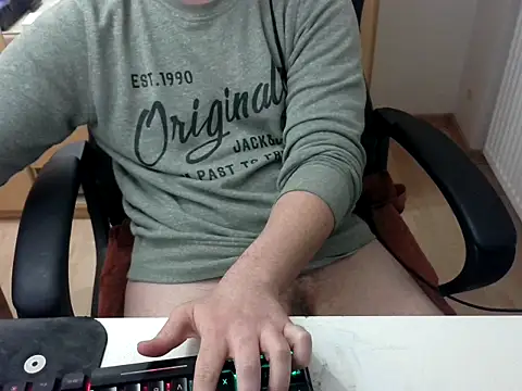 Snapshot of dirtykinkyslut chatting on January 10, 6:49 pm dirtykinkyslut online show from January 10, 6:49 pm