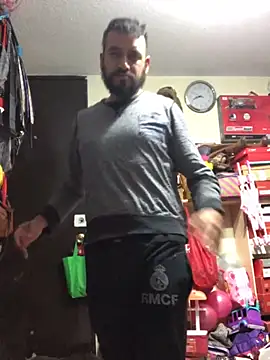 leonardohot1987 online show from February 13, 5:16 am