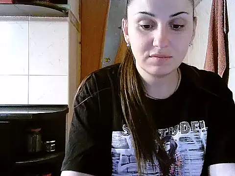 Snapshot of Yuliia30 chatting on February 26, 7:24 pm Yuliia30 online show from February 26, 7:24 pm