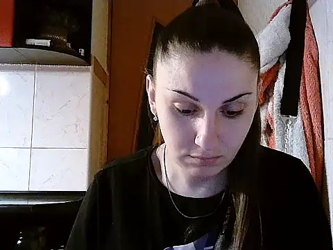 Snapshot of Yuliia30 chatting on March 3, 3:07 pm Yuliia30 online show from March 3, 3:07 pm