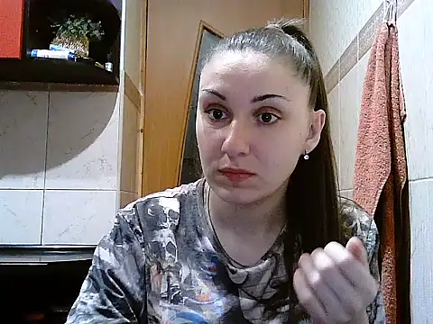Snapshot of Yuliia30 chatting on March 5, 8:38 pm Yuliia30 online show from March 5, 8:38 pm