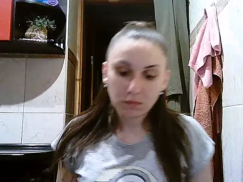 Snapshot of Yuliia30 chatting on March 11, 6:47 pm Yuliia30 online show from March 11, 6:47 pm