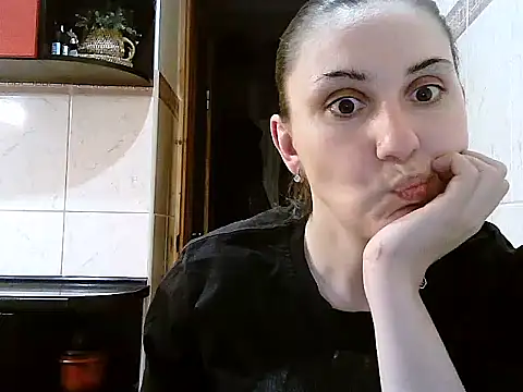 Snapshot of Yuliia30 chatting on March 26, 7:08 pm Yuliia30 online show from March 26, 7:08 pm