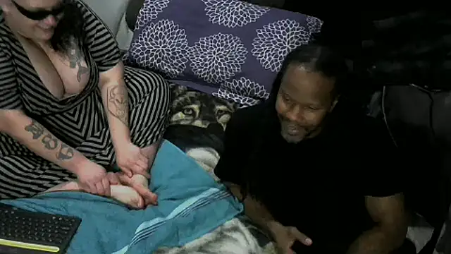 Snapshot of BBC_Dominates_BBW chatting on January 17, 8:44 pm BBC Dominates BBW online show from January 17, 8:44 pm