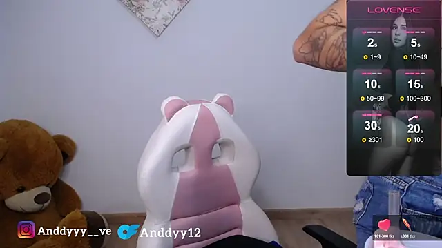 Anddyy   online show from July 28, 3:21 pm