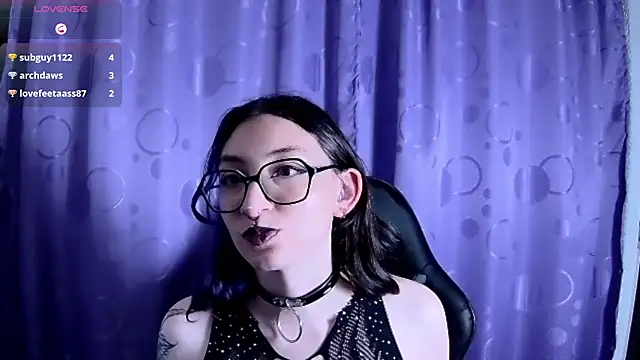 Kimlennox  online show from January 20, 12:25 am