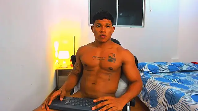 Snapshot of maxsteel177 chatting on March 19, 2:37 am maxsteel177 online show from March 19, 2:37 am