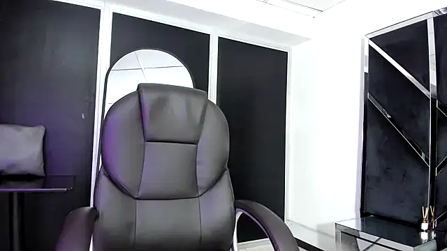 Salmaportman69 online show from September 26, 3:54 am