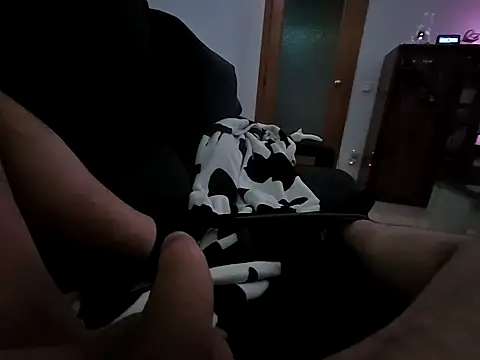 Snapshot of ximo0069 chatting on January 15, 1:23 am ximo0069 online show from January 15, 1:23 am