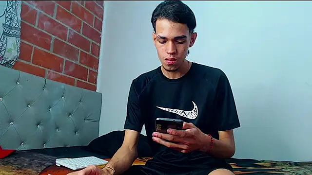 Alejandro bigdick x online show from February 15, 7:49 am