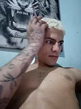 Snapshot of dany_hardy chatting on September 29, 5:34 am dany hardy online show from September 29, 5:34 am