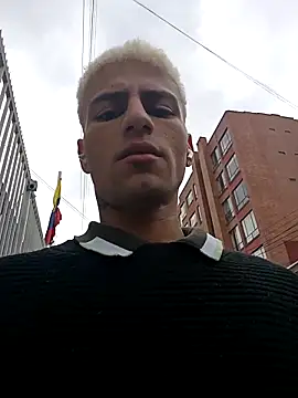 Snapshot of dany_hardy chatting on September 29, 8:46 pm dany hardy online show from September 29, 8:46 pm