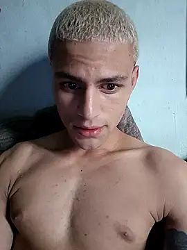 Snapshot of dany_hardy chatting on October 16, 5:58 pm dany hardy online show from October 16, 5:58 pm