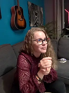 Snapshot of Miss_luxiole chatting on September 14, 8:52 pm Miss luxiole online show from September 14, 8:52 pm