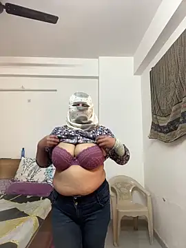 Miss-Jasmine online show from February 25, 8:03 am