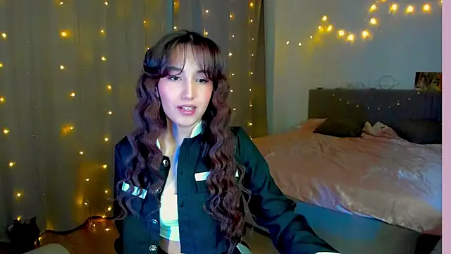 anna elfi online show from December 16, 7:19 pm