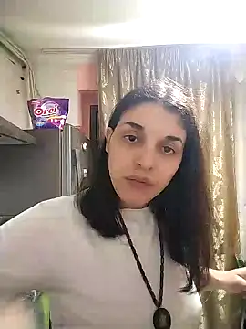 Rosanna Rennie online show from February 12, 4:44 pm