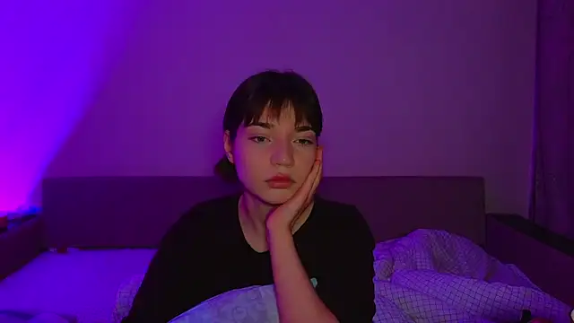 CassJonn online show from October 31, 5:03 pm